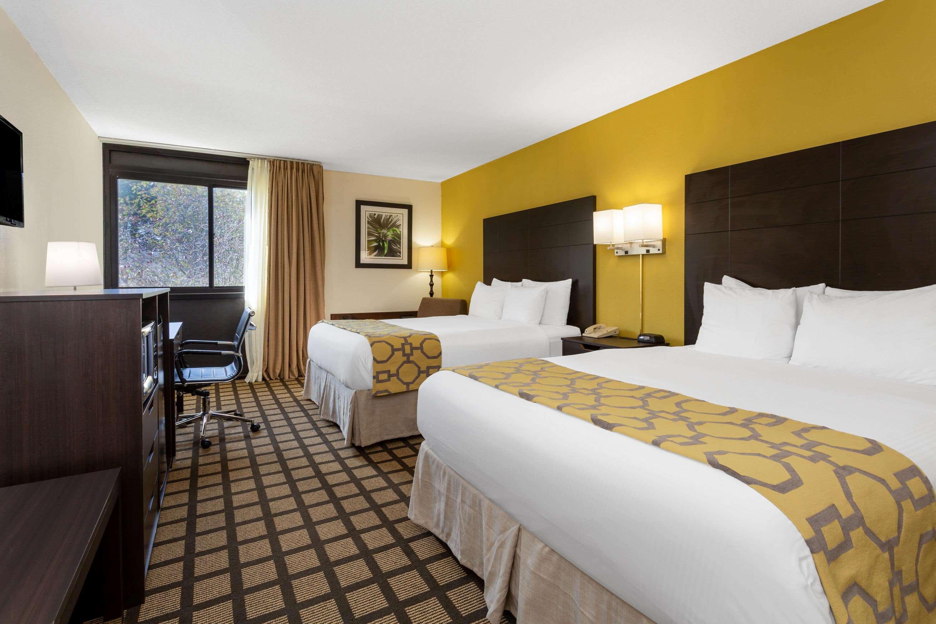 Baymont By Wyndham Queensbury/Lake George Ngoại thất bức ảnh
