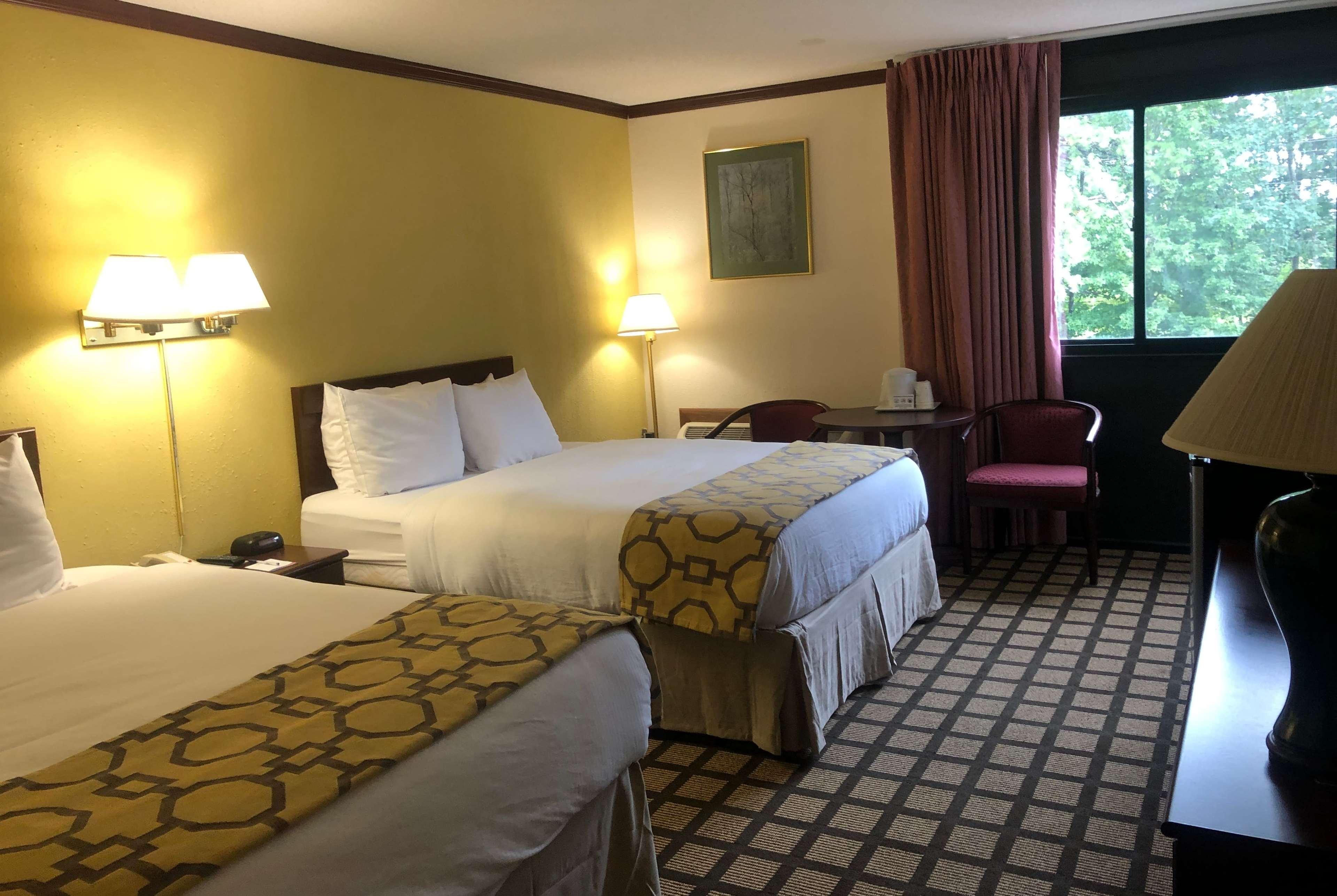 Baymont By Wyndham Queensbury/Lake George Ngoại thất bức ảnh