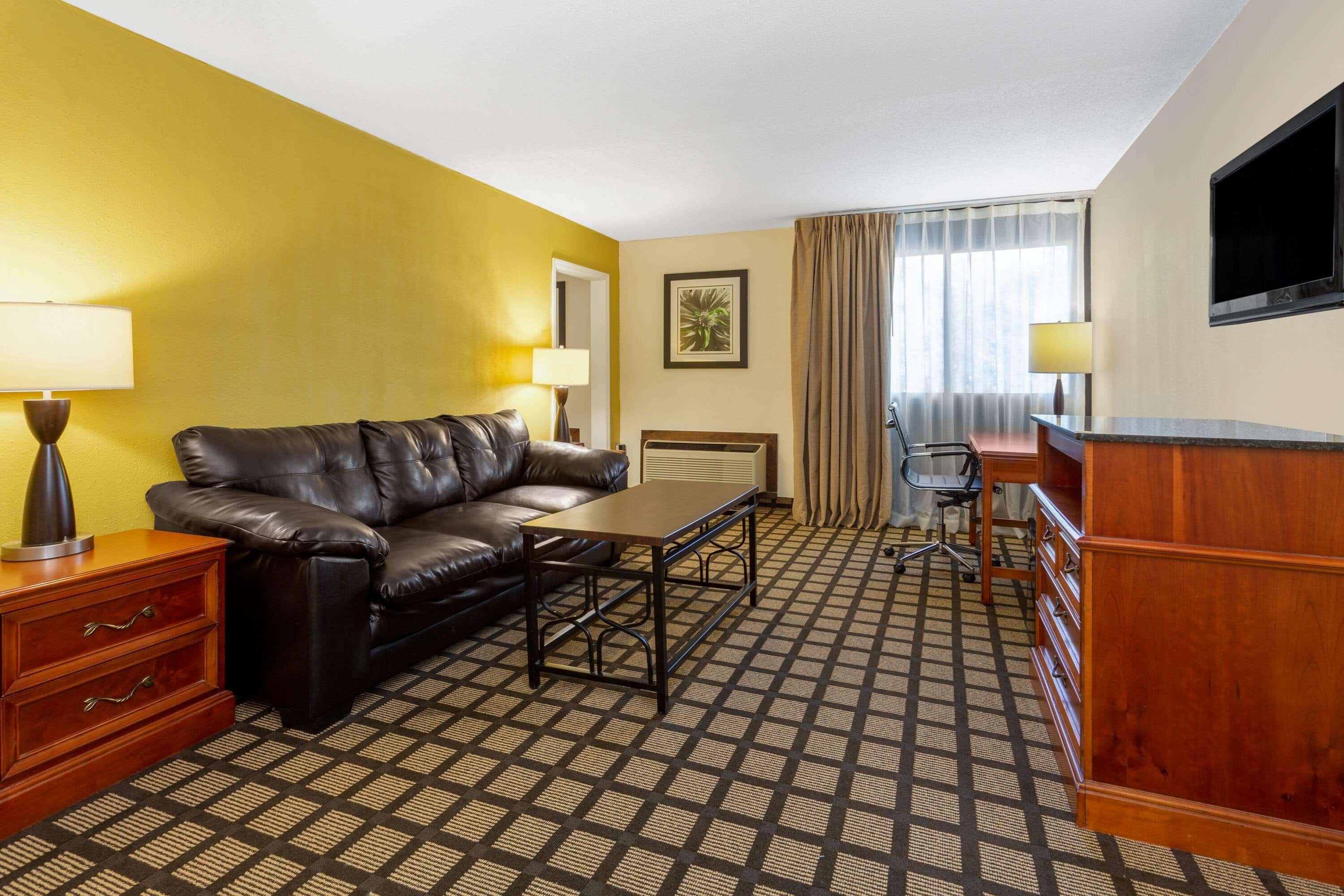 Baymont By Wyndham Queensbury/Lake George Ngoại thất bức ảnh