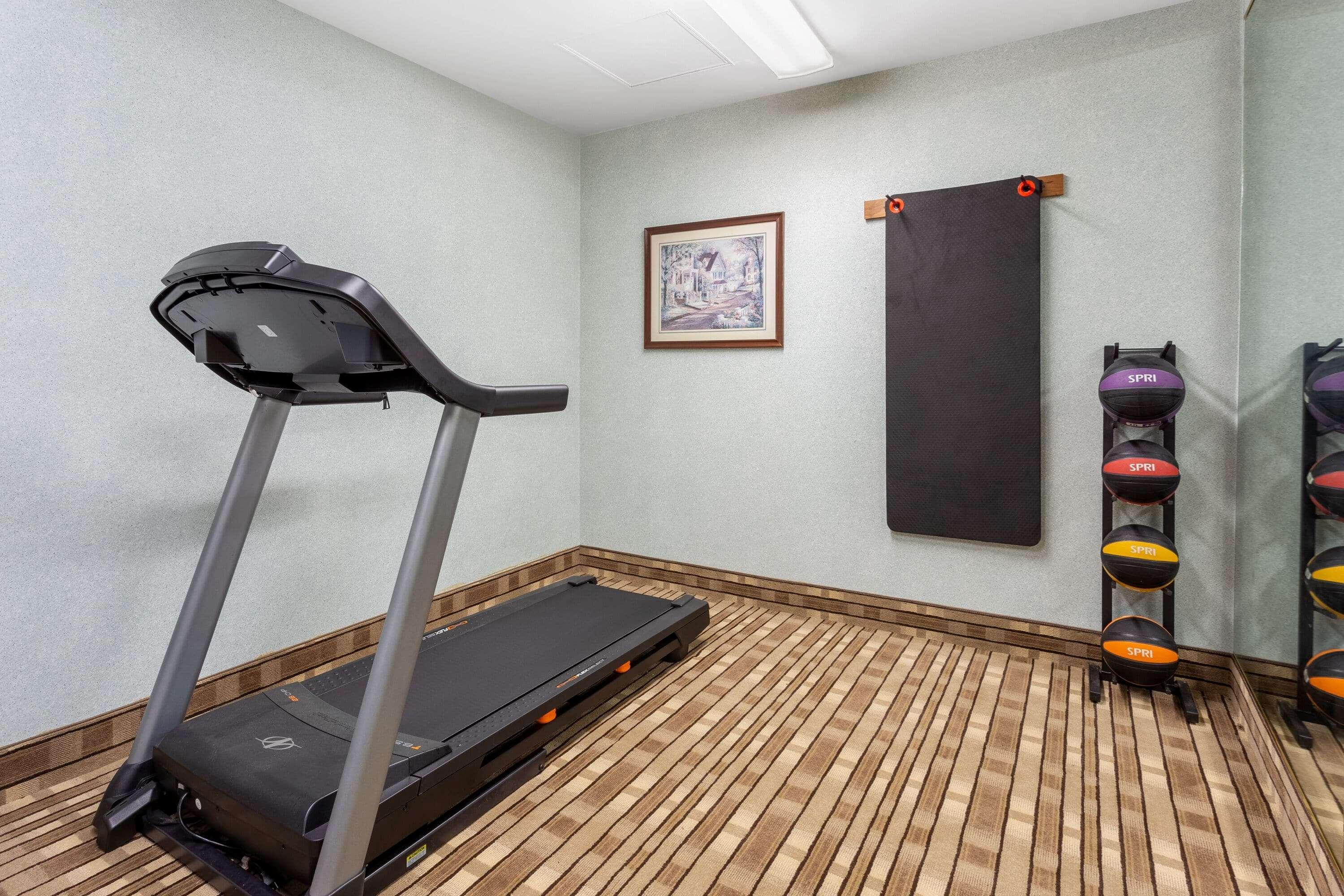 Baymont By Wyndham Queensbury/Lake George Ngoại thất bức ảnh