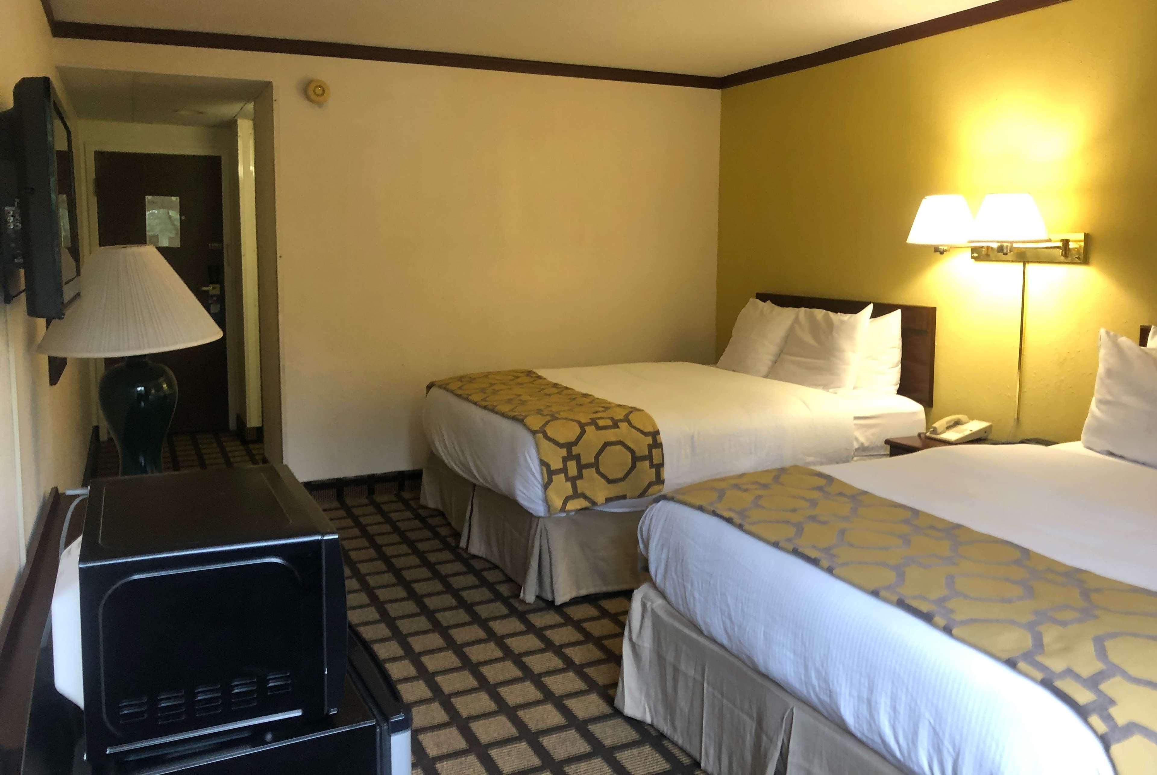 Baymont By Wyndham Queensbury/Lake George Ngoại thất bức ảnh