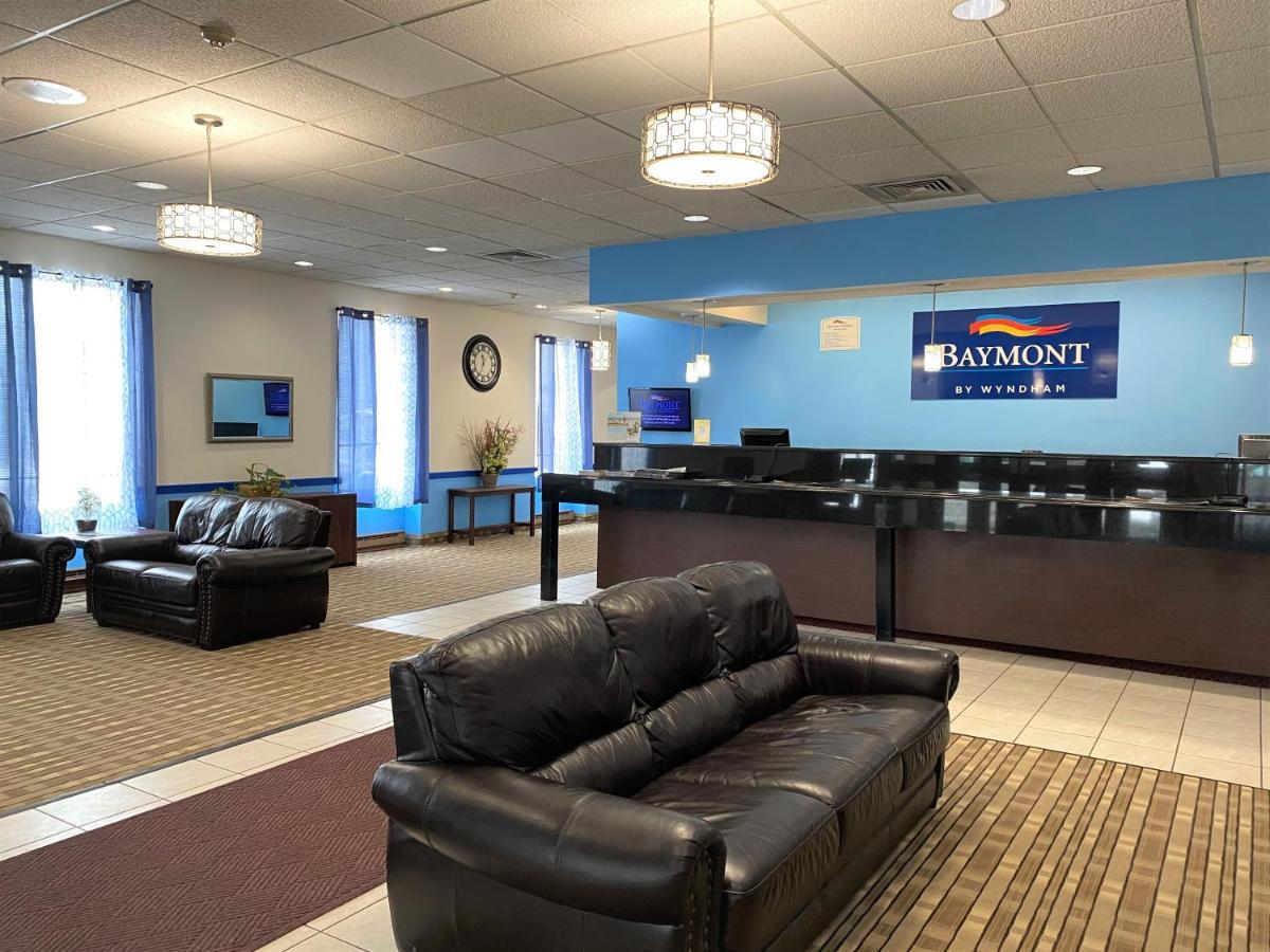 Baymont By Wyndham Queensbury/Lake George Ngoại thất bức ảnh